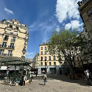 Cosy Center París