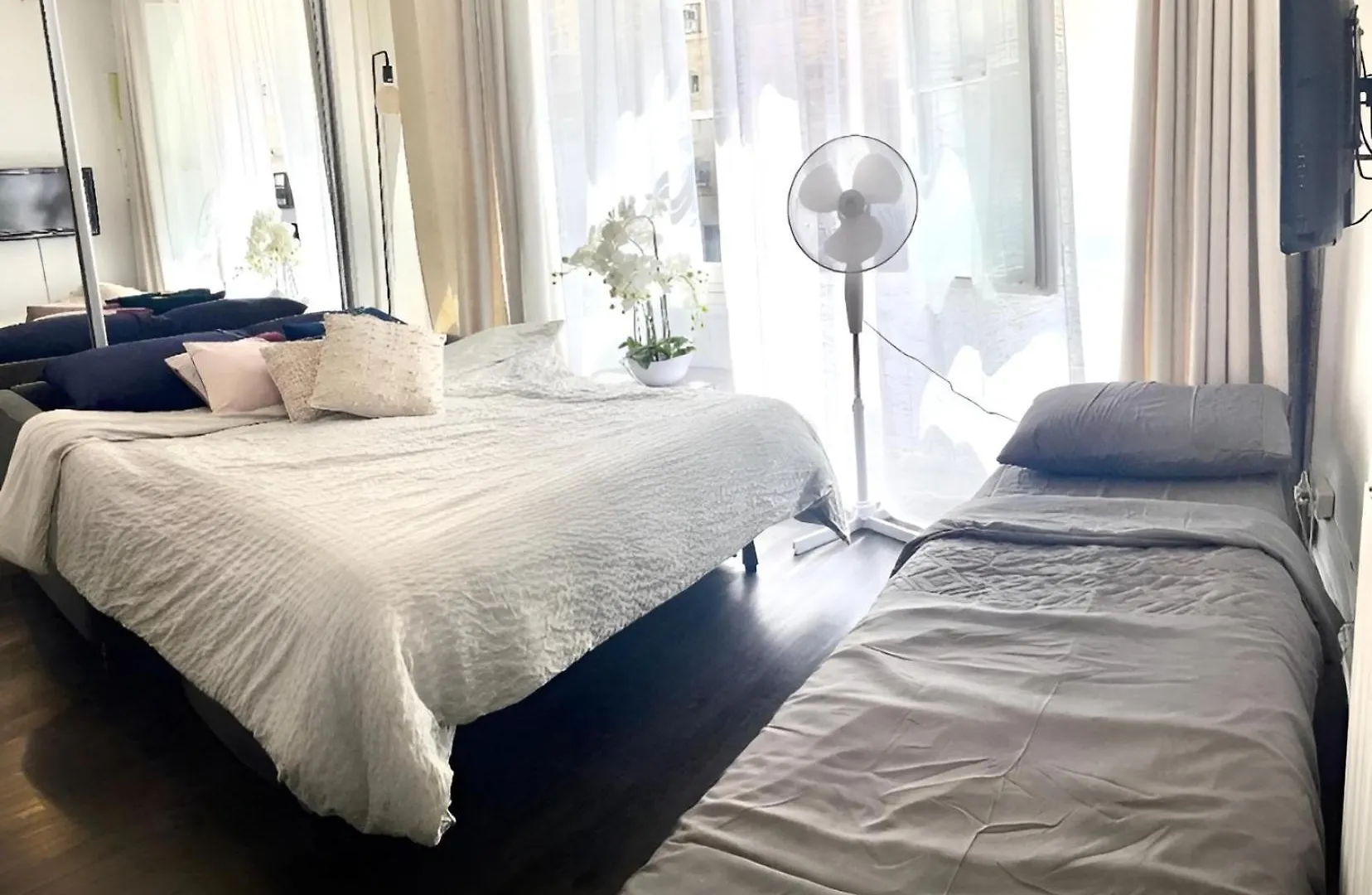 Cozy Studio Chatelet Apartment Paris