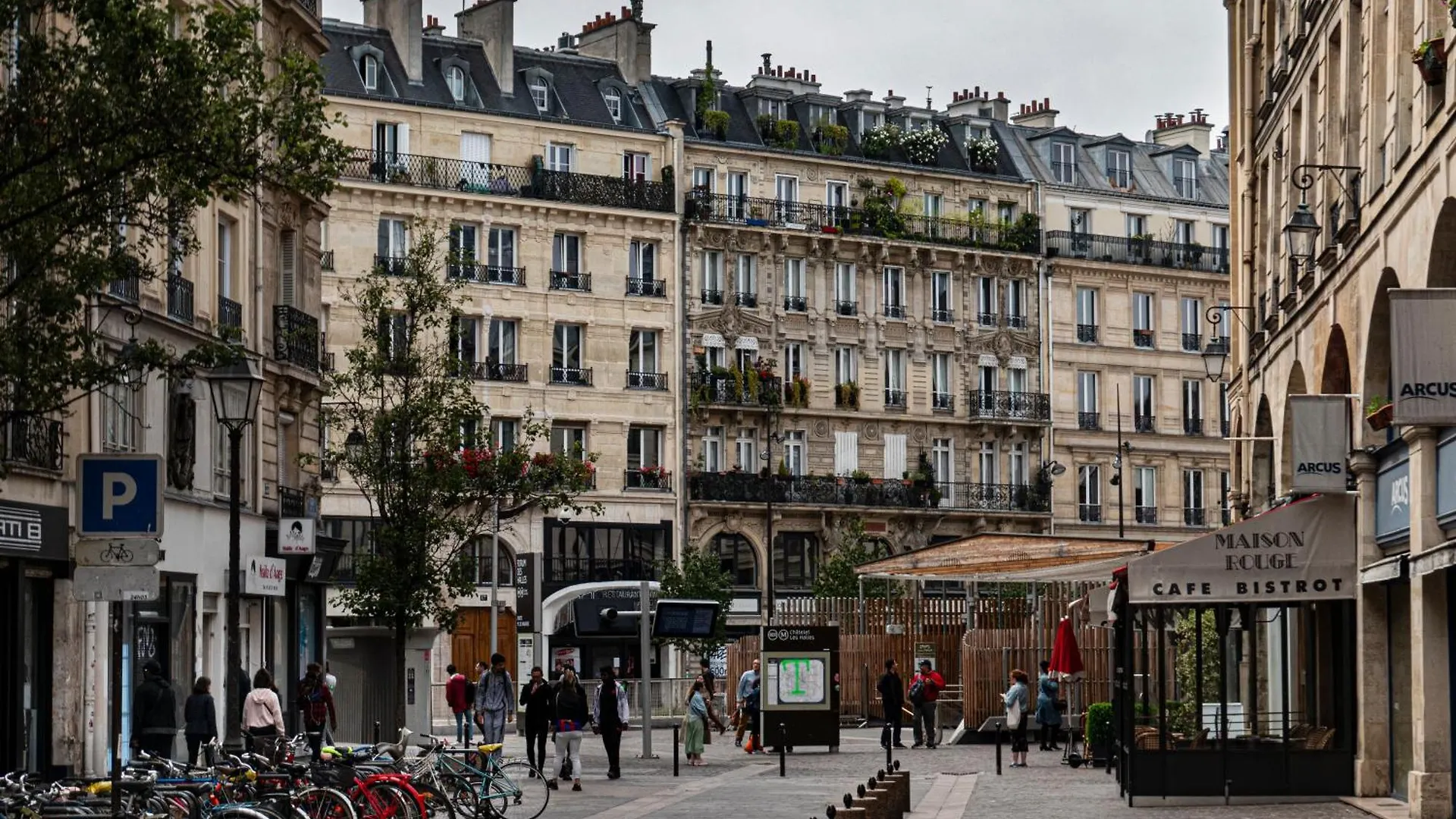 Cozy Studio Chatelet Apartment Paris France